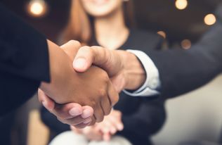 海投全球戰(zhàn)略入股印尼上市券商，加速東南亞市場布局